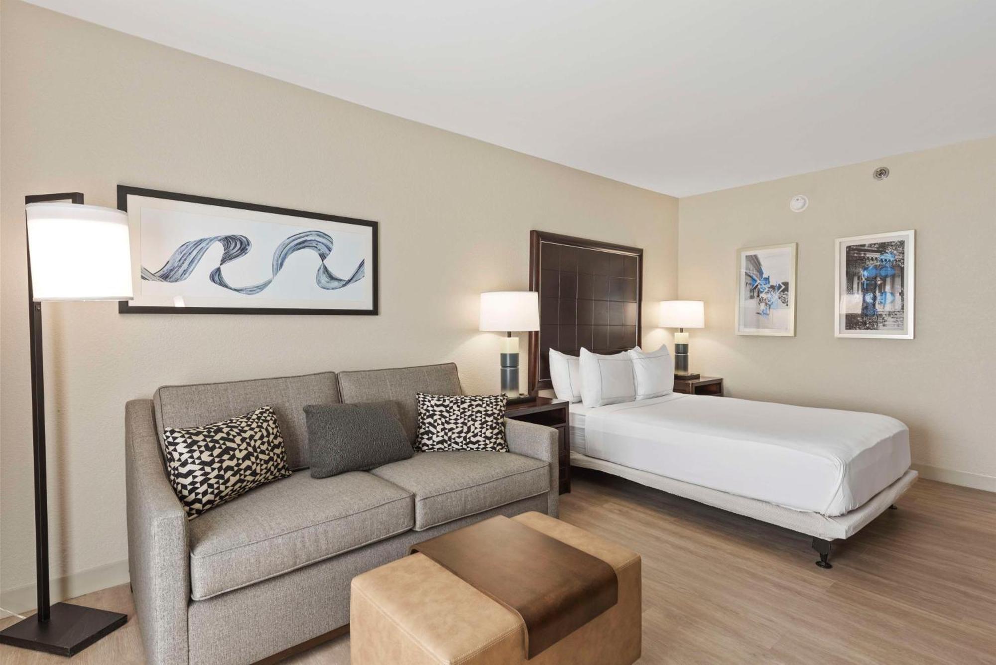 Doubletree By Hilton Columbus Hotel Ngoại thất bức ảnh
