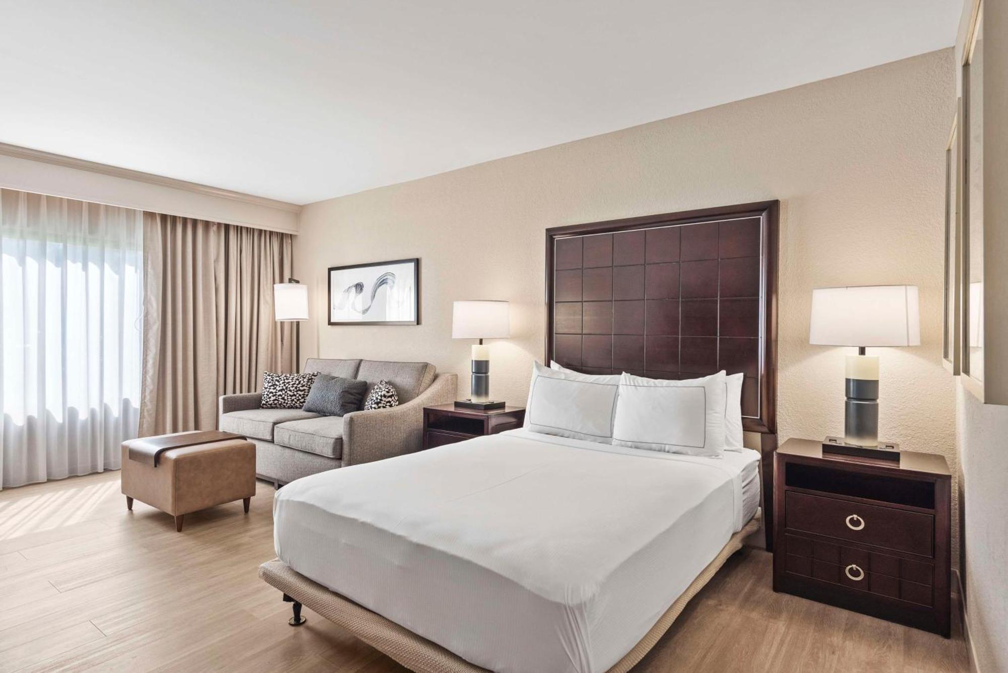 Doubletree By Hilton Columbus Hotel Ngoại thất bức ảnh