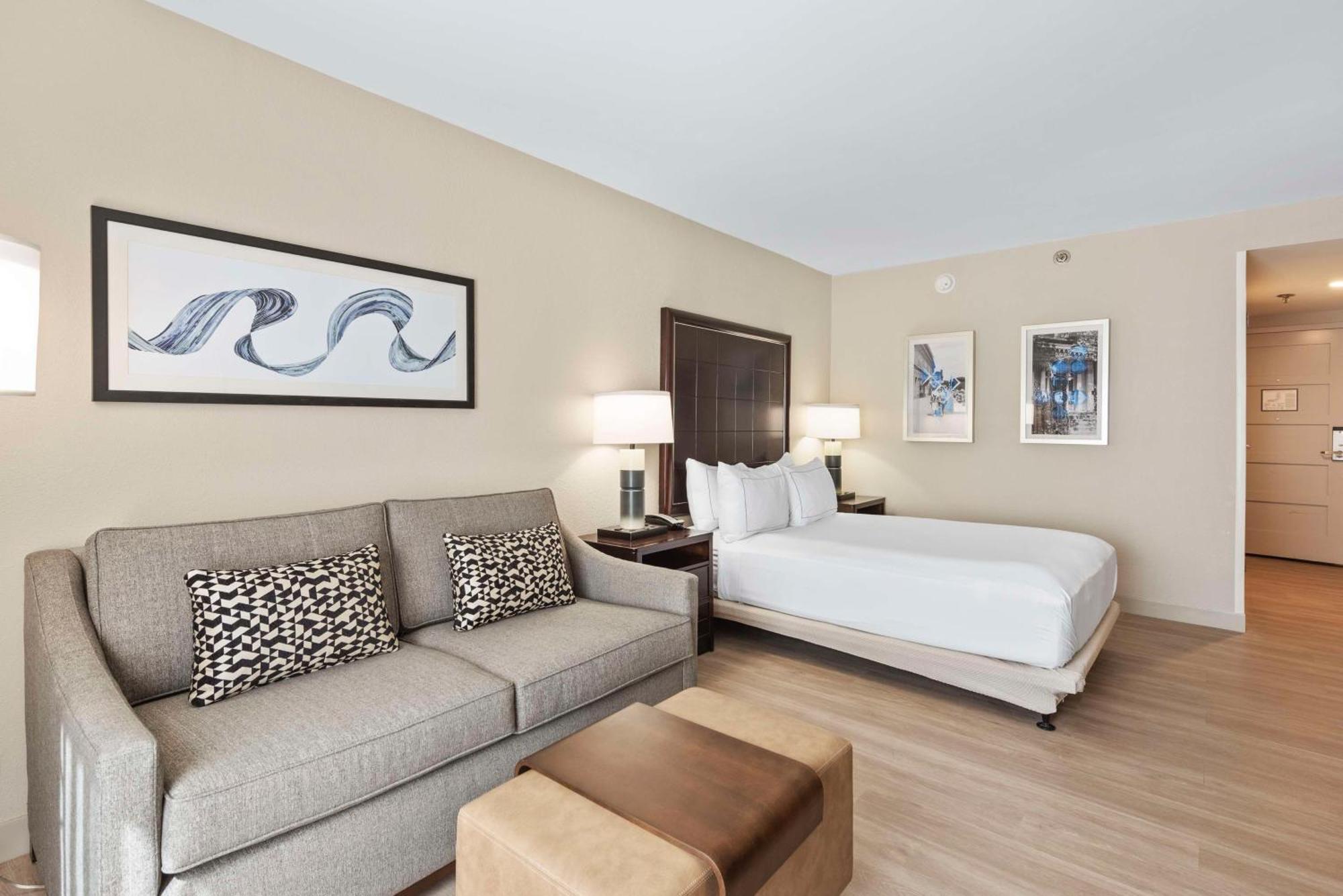 Doubletree By Hilton Columbus Hotel Ngoại thất bức ảnh